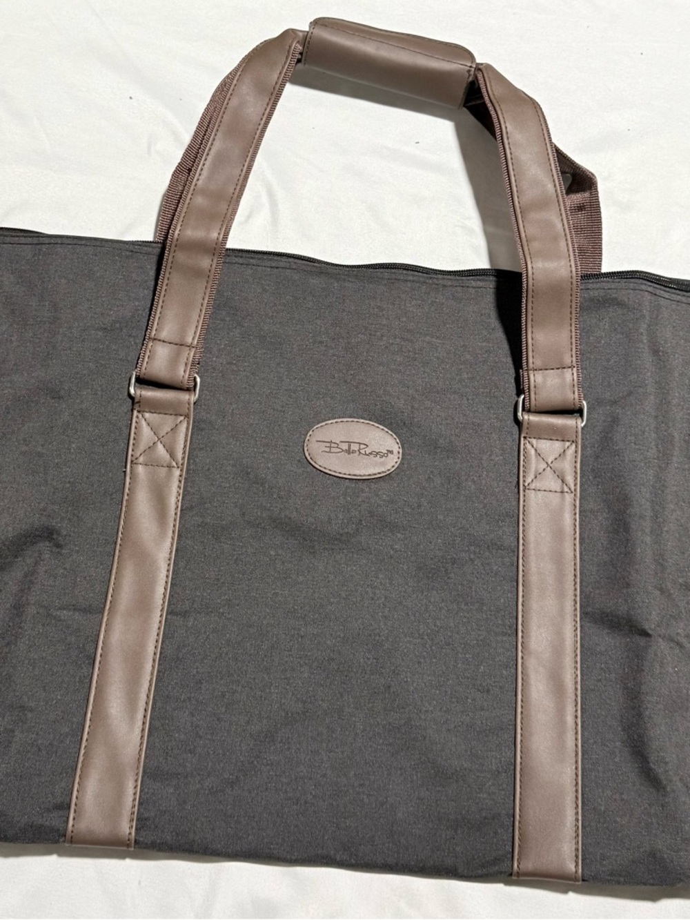 Bella Russo Large Gray Duffle Carry On Travel Bag  Spacious Detachable Strap NEW